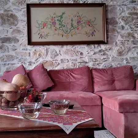 Kiratsos House * העיירה סקיאתוס