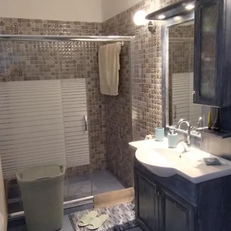 Nyaraló Kiratsos House